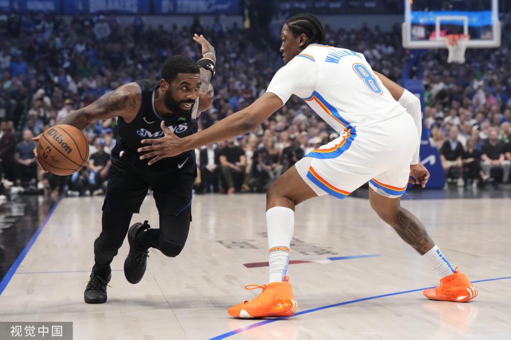 默契十足的 默契十足的